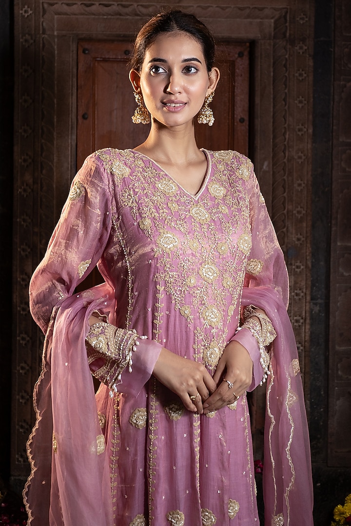 Pink Chanderi Silk Tissue Cutdana Hand Embroidered Wedding Anarkali Set by Farha Syed at Pernia's Pop Up Shop