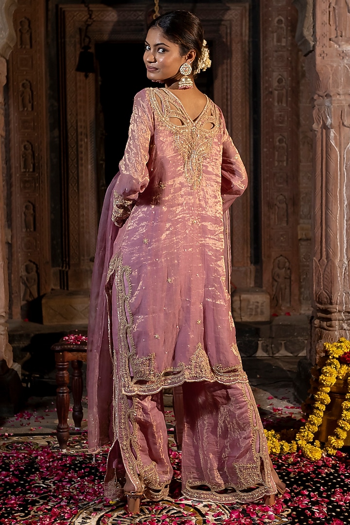 Pink Chanderi Silk Tissue Cutdana Hand Embroidered Kurta Set by Farha Syed at Pernia's Pop Up Shop