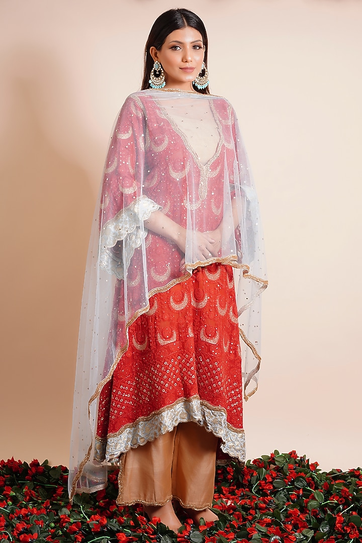 Carmine Red Embroidered Kurta Set by Farha Syed at Pernia's Pop Up Shop