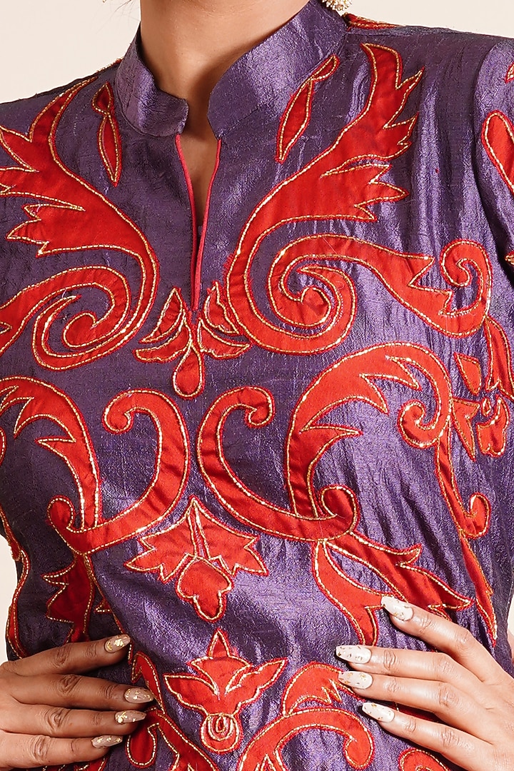 Scarlet Red Embroidered Kurta Set by Farha Syed at Pernia's Pop Up Shop