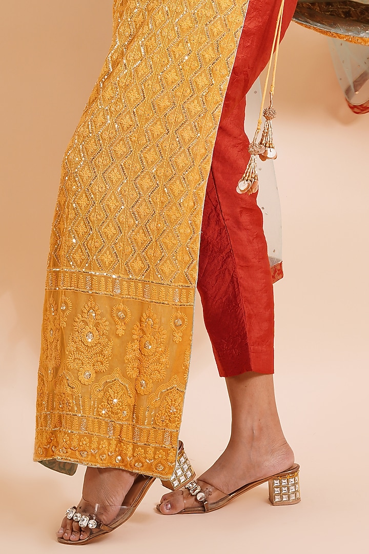 Chrome Yellow Embroidered Kurta Set by Farha Syed at Pernia's Pop Up Shop
