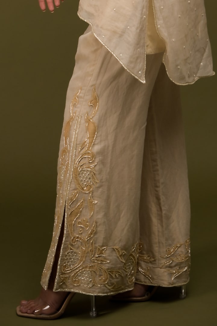 Ivory-Beige Tissue Chanderi Resham Embroidered Kurta Set by Farha Syed at Pernia's Pop Up Shop