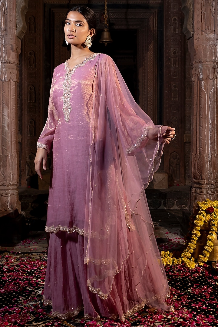 Pink Chanderi Silk Tissue Zardosi Hand Embroidered Kurta Set by Farha Syed at Pernia's Pop Up Shop