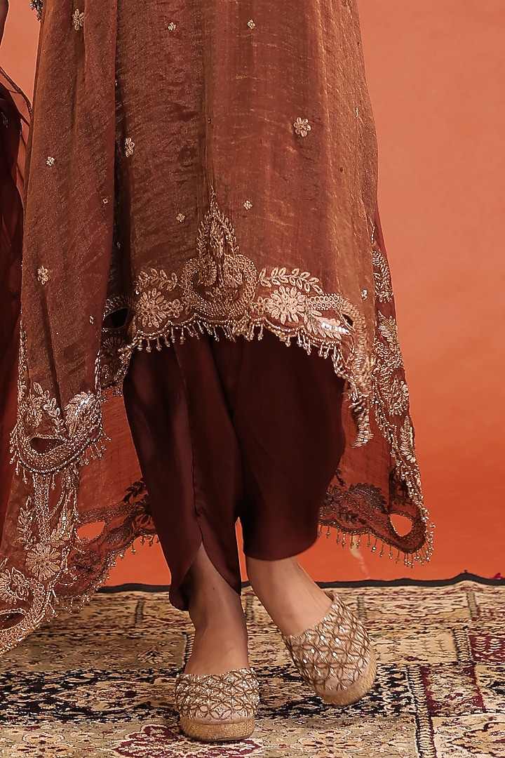 Brown Chanderi Silk Tissue Cutdana Embroidered Kurta Set by Farha Syed at Pernia's Pop Up Shop