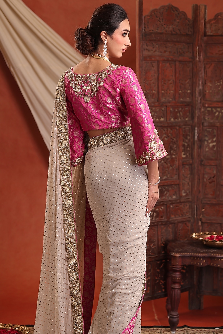 Ivory & Pink Pure Georgette Hand Embroidered Reception Saree Set by Farha Syed at Pernia's Pop Up Shop