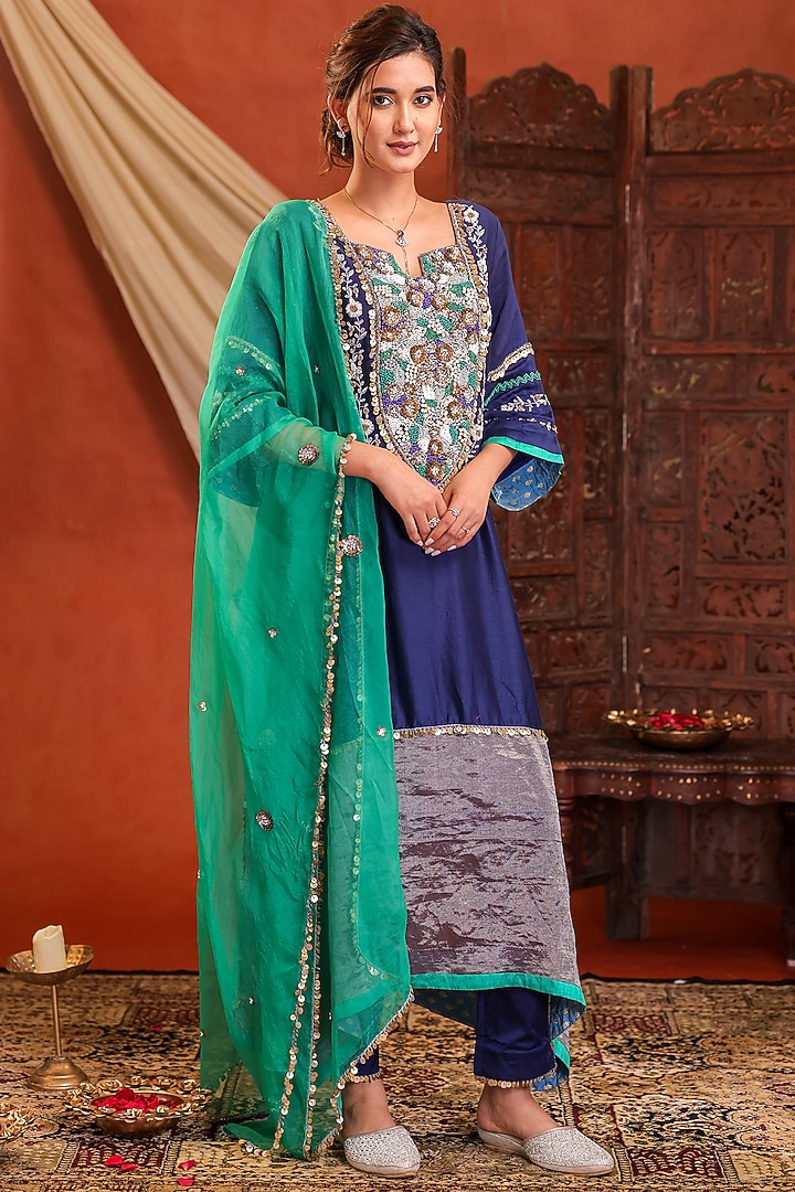 Navy Blue & Green Raw Silk Satin Hand Embroidered Kurta Set by Farha Syed at Pernia's Pop Up Shop