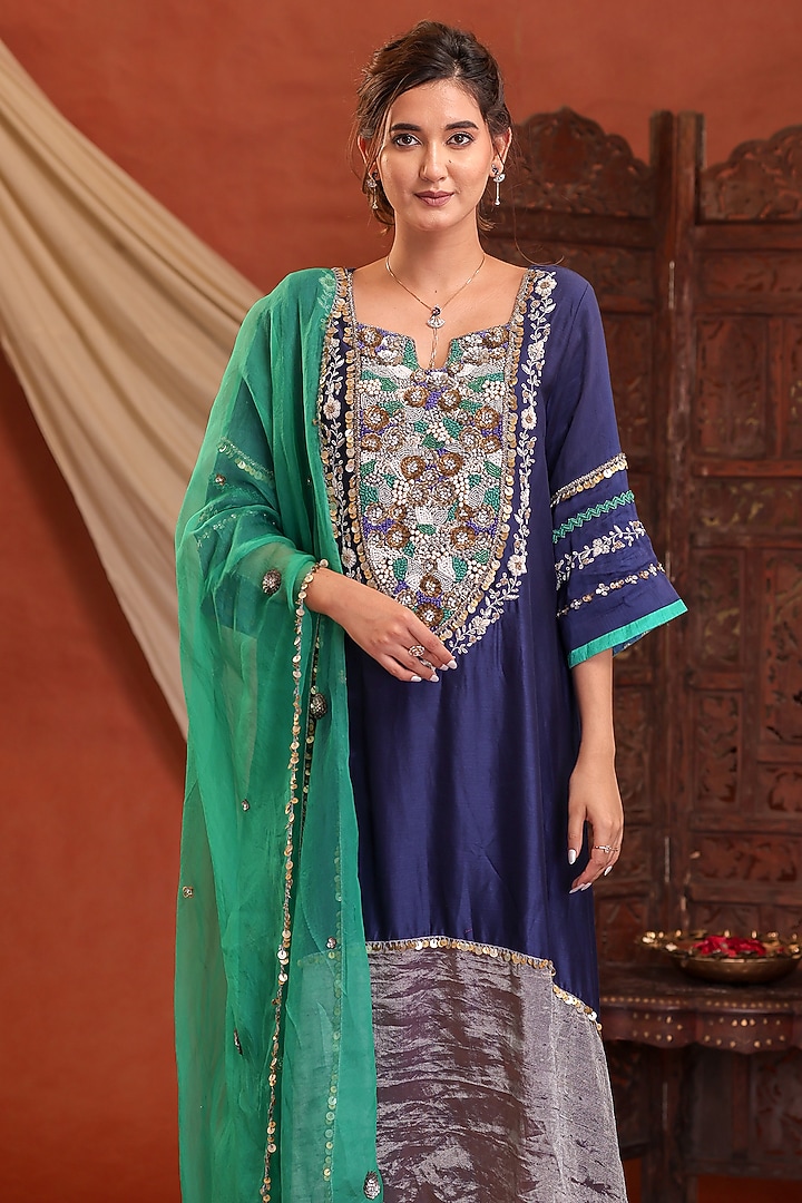 Navy Blue & Green Raw Silk Satin Hand Embroidered Kurta Set by Farha Syed at Pernia's Pop Up Shop