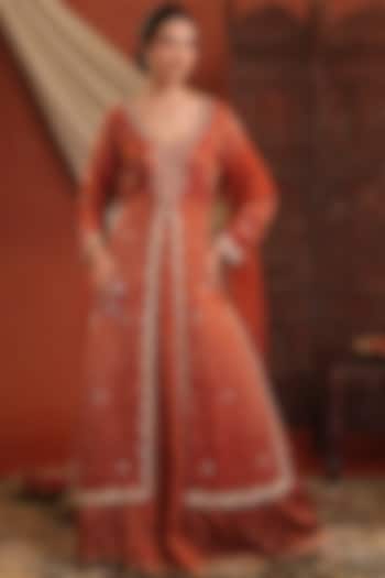 Rustic Orange Chanderi Silk Tissue Hand Embroidered Kurta Set by Farha Syed at Pernia's Pop Up Shop