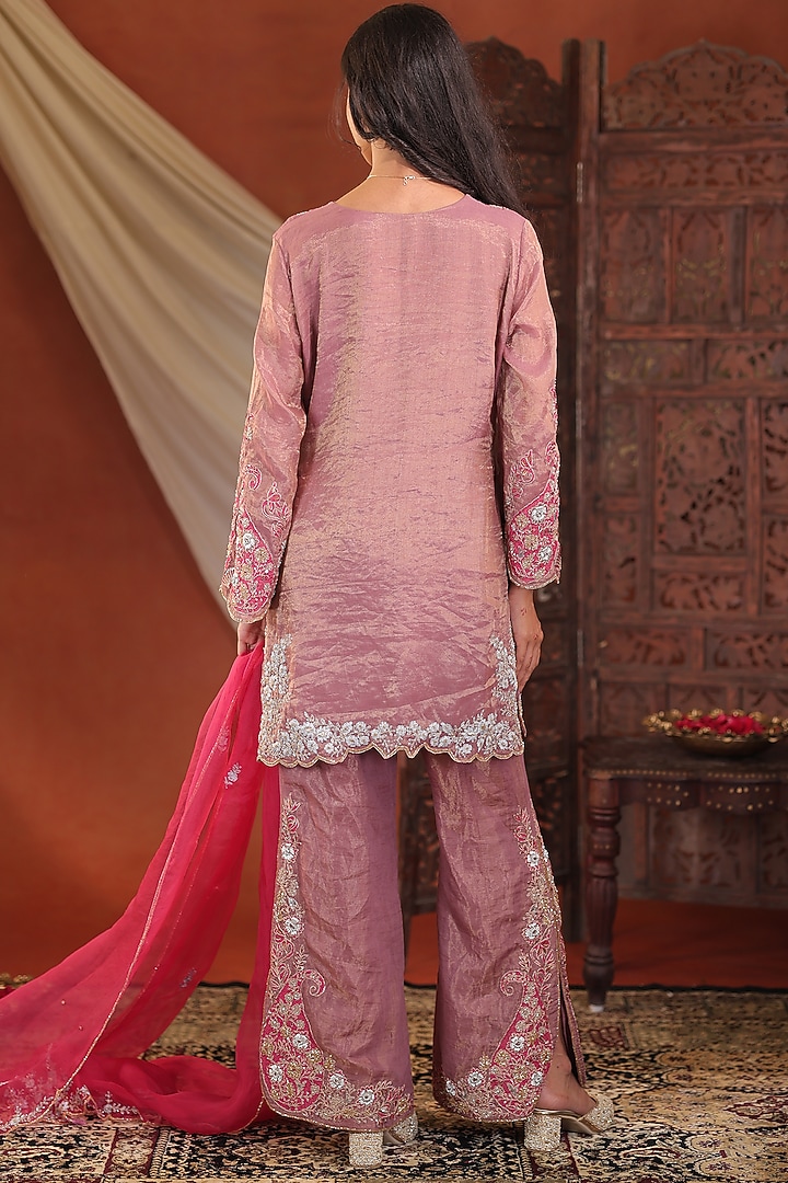 Lavender & Pink Chanderi Silk Tissue Hand Embroidered Kurta Set by Farha Syed at Pernia's Pop Up Shop