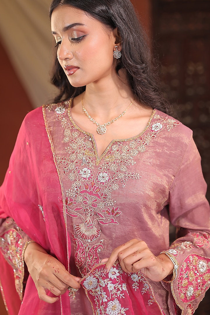 Lavender & Pink Chanderi Silk Tissue Hand Embroidered Kurta Set by Farha Syed at Pernia's Pop Up Shop