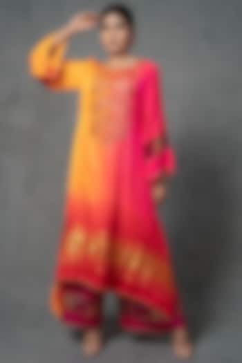 Pink & Bright Orange Hand Embroidered Kurta Set by Farha Syed at Pernia's Pop Up Shop