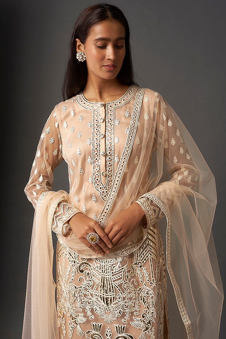 Beige Net Resham & Foil Work Kurta Set by Falguni Shane Peacock India at Pernia's Pop Up Shop