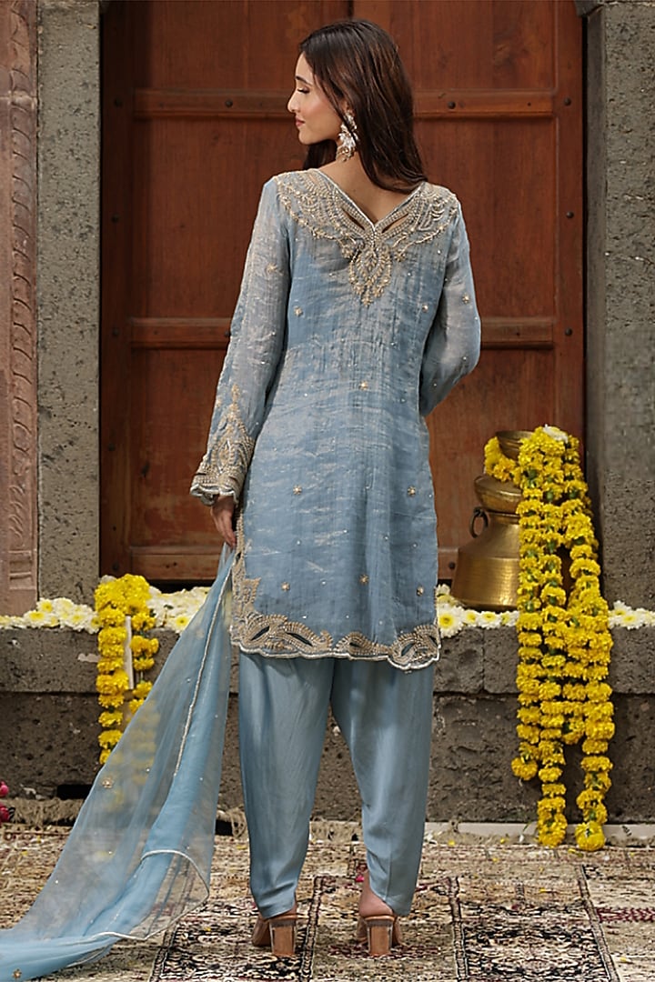 Blue Chanderi Silk Tissue Cutdana Hand Embroidered Kurta Set by Farha Syed at Pernia's Pop Up Shop