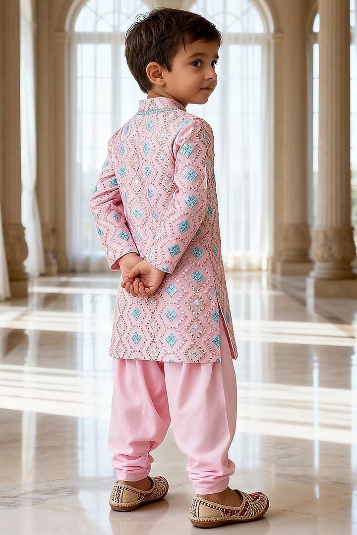 Pink Georgette Embroidered Kurta Set For Boys by Fayon Kids at Pernia's Pop Up Shop