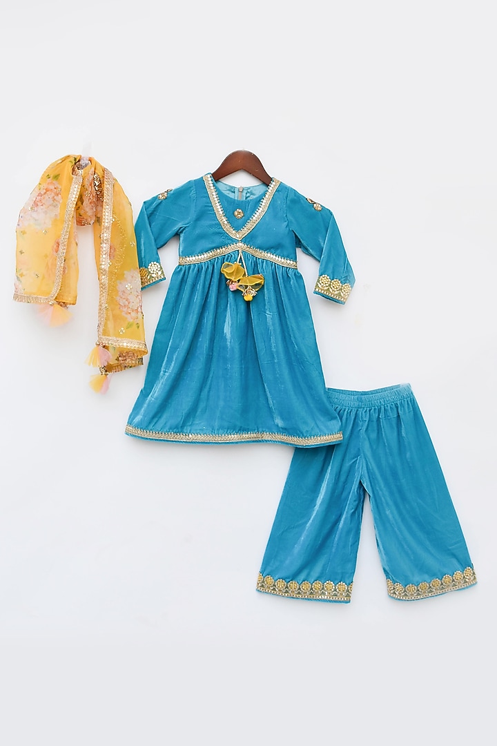 Turquoise Blue Velvet Embroidered Kurta Set For Girls by Fayon Kids at Pernia's Pop Up Shop
