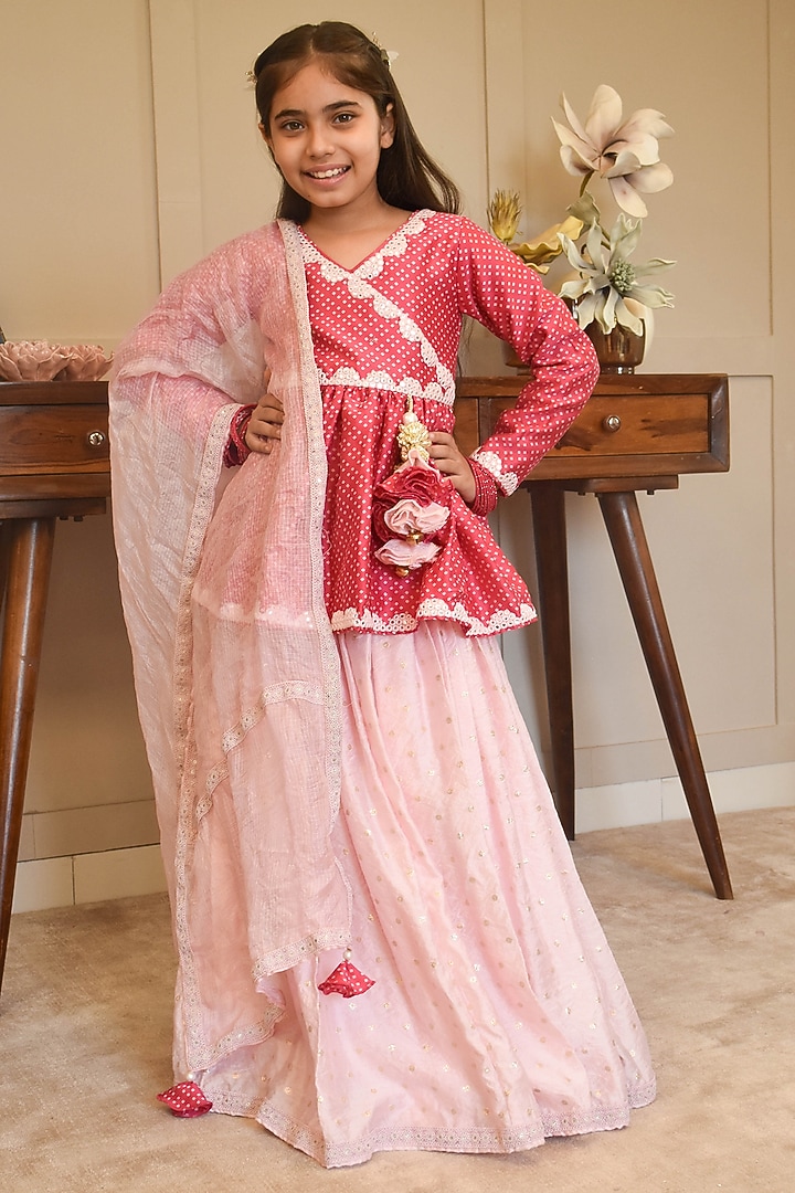 Pink Chanderi Zari Boota Lehenga Set For Girls by Fayon Kids at Pernia's Pop Up Shop