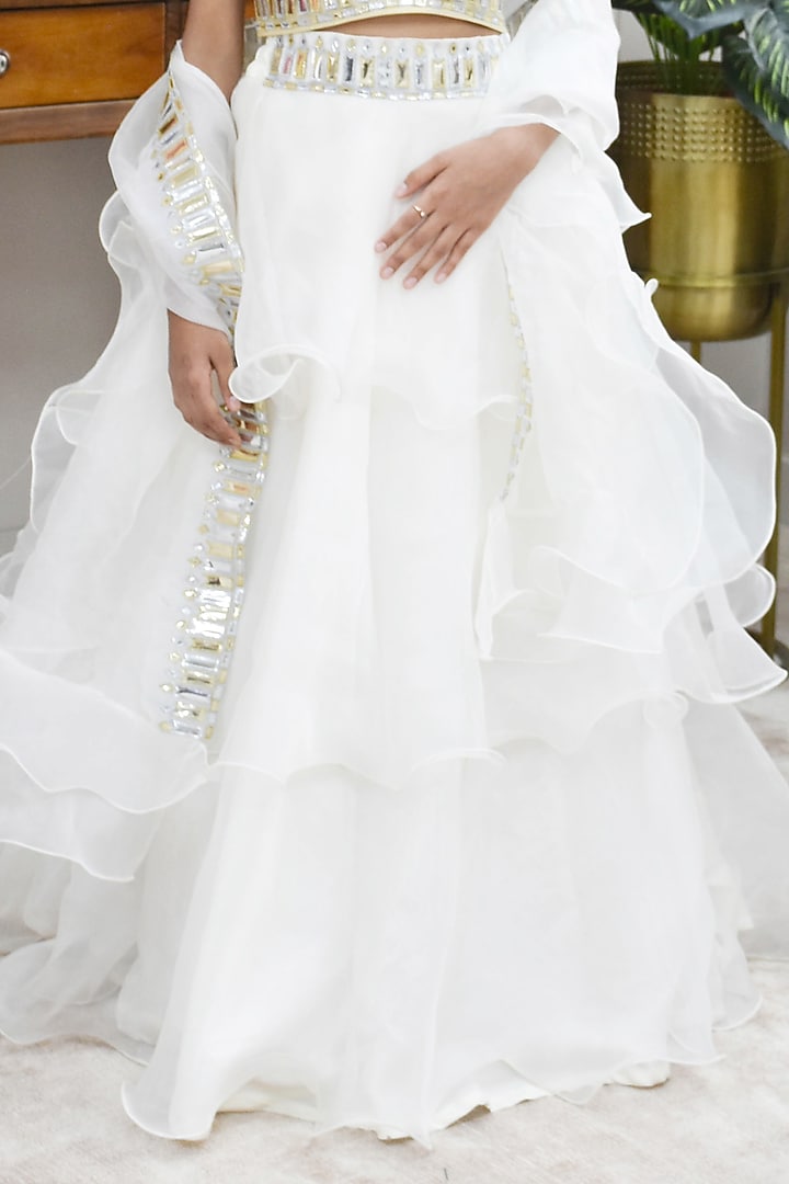 White Organza Lehenga Set For Girls by Fayon Kids at Pernia's Pop Up Shop