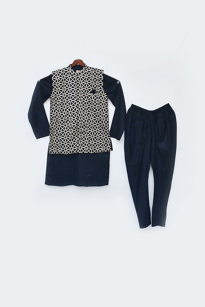 Black Cotton Silk Embroidered Bundi Jacket Set For Boys by Fayon Kids at Pernia's Pop Up Shop