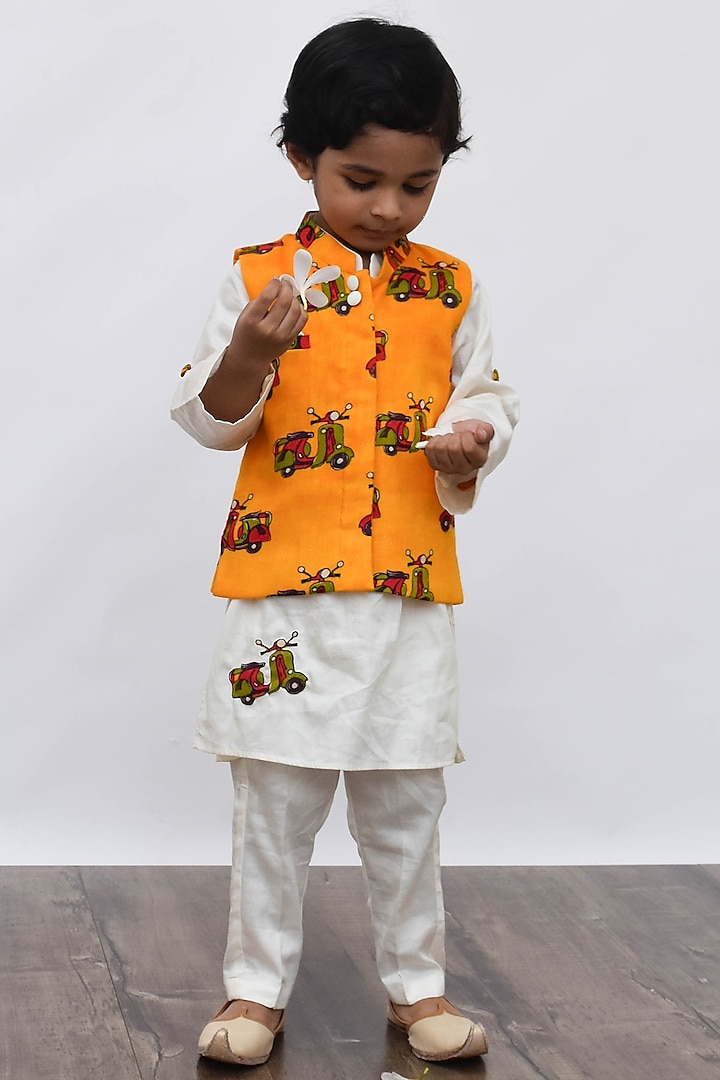 Orange Cotton Silk Printed Jacket With Kurta Set For Boys by Fayon Kids