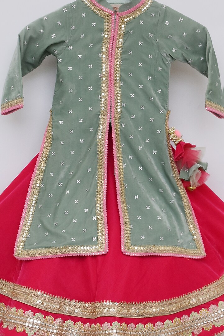 Pink Velvet Embroidered Lehenga Set For Girls by Fayon Kids at Pernia's Pop Up Shop