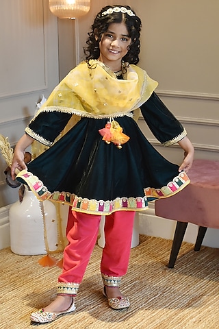 Teal Blue Velvet Kurta Set For Girls by Fayon Kids