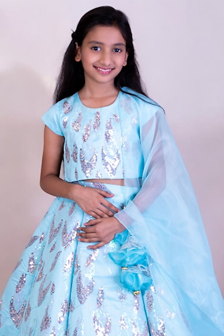 Blue Net Embroidered Lehenga Set For Girls by Fayon Kids at Pernia's Pop Up Shop
