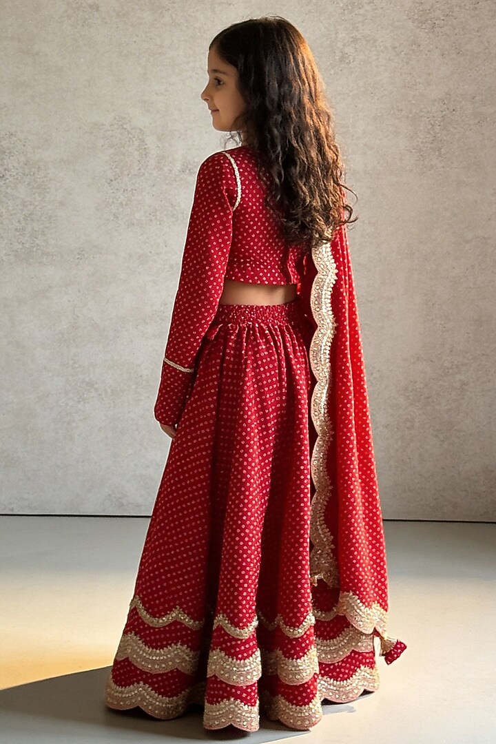Red Satin Bandhej Lehenga Set For Girls by Fayon Kids at Pernia's Pop Up Shop