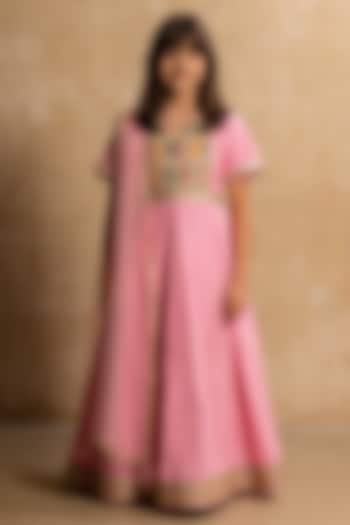 Pink Velvet Embroidered Anarkali Set For Girls by Fayon Kids at Pernia's Pop Up Shop