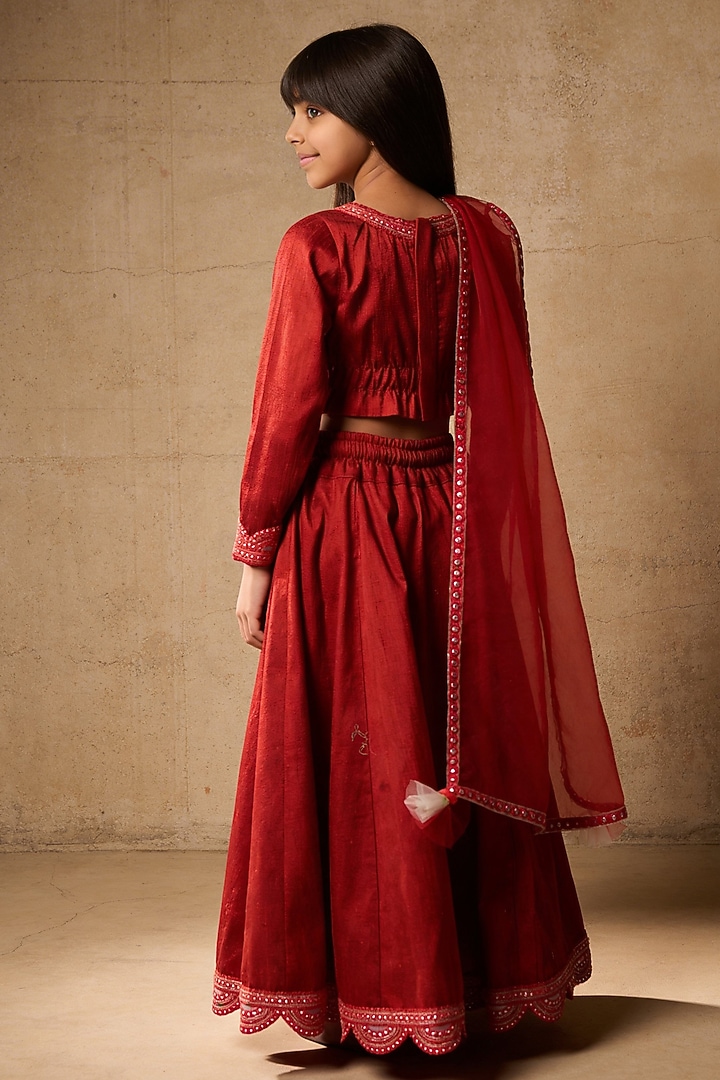 Red Raw Silk Lehenga Set For Girls by Fayon Kids at Pernia's Pop Up Shop