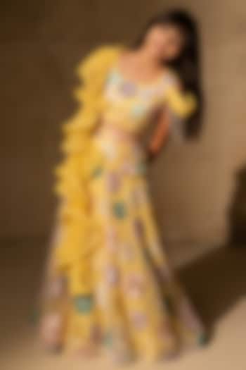 Yellow Net Sequin Embroidered Lehenga Set For Girls by Fayon Kids at Pernia's Pop Up Shop