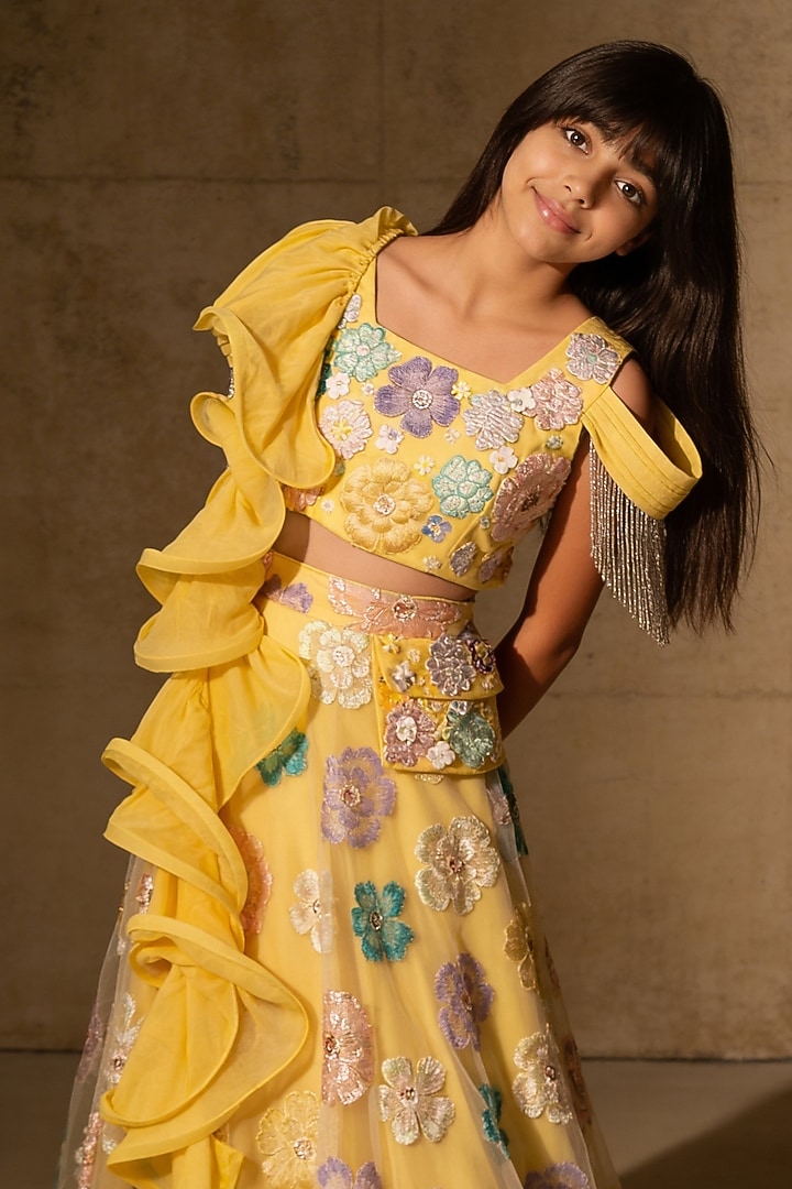 Yellow Net Sequin Embroidered Lehenga Set For Girls by Fayon Kids at Pernia's Pop Up Shop
