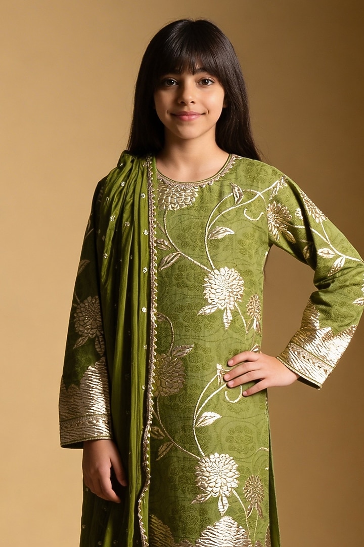 Green Brocade Embroidered Kurta Set For Girls by Fayon Kids at Pernia's Pop Up Shop
