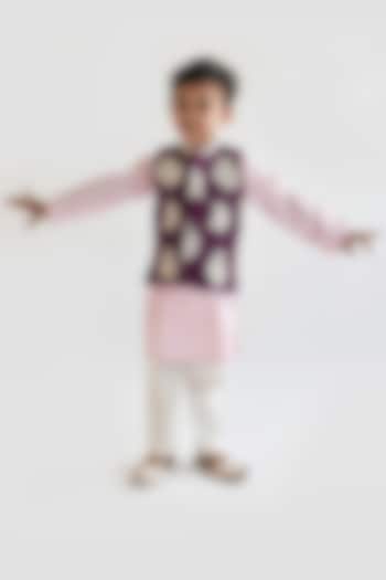 Purple Cotton Silk Embroidered Bundi Jacket Set For Boys by Fayon Kids at Pernia's Pop Up Shop