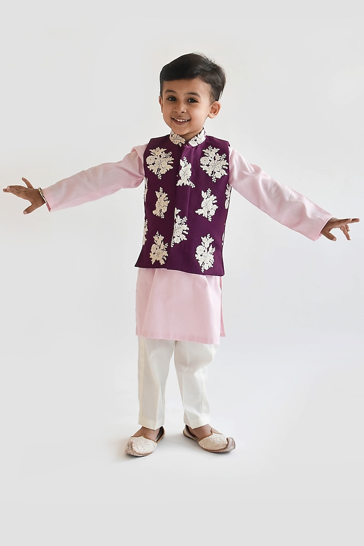Purple Cotton Silk Embroidered Bundi Jacket Set For Boys by Fayon Kids at Pernia's Pop Up Shop