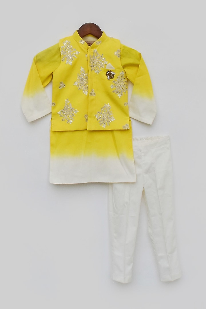 Yellow Cotton Silk Embroidered Bundi Jacket Set For Boys by Fayon Kids at Pernia's Pop Up Shop