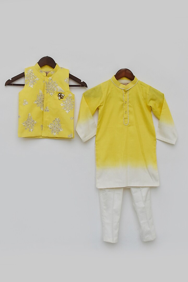 Yellow Cotton Silk Embroidered Bundi Jacket Set For Boys by Fayon Kids at Pernia's Pop Up Shop