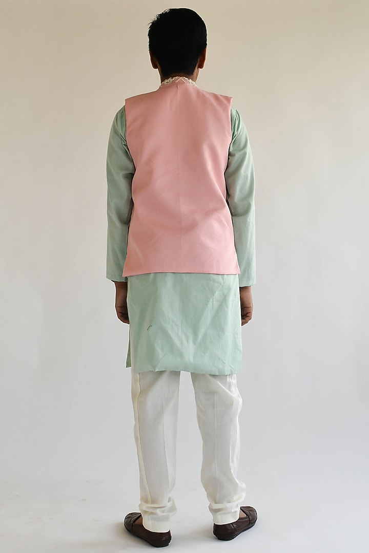 Pink Cotton Silk Gota Embroidered Bundi Jacket Set For Boys by Fayon Kids at Pernia's Pop Up Shop