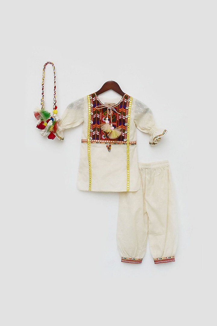 Off-White Cotton Kurta Set With Dori Tassels For Girls by Fayon Kids at Pernia's Pop Up Shop