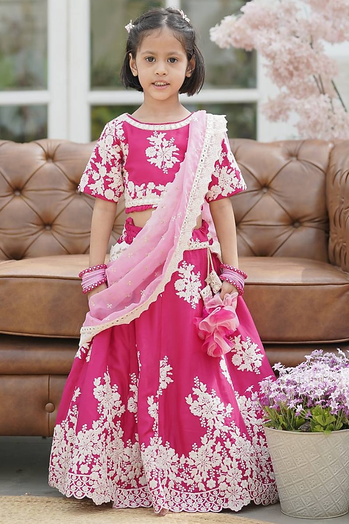 Pink Organza Embroidered Lehenga Set For Girls by Fayon Kids at Pernia's Pop Up Shop