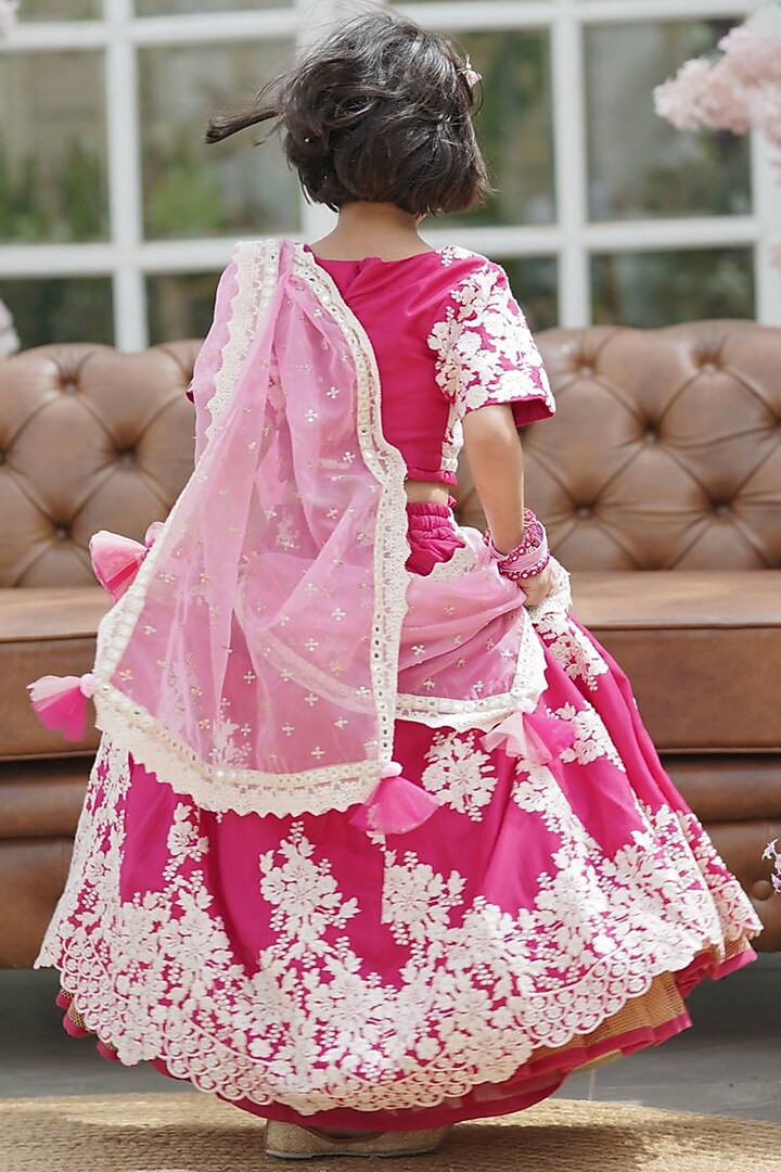 Pink Organza Embroidered Lehenga Set For Girls by Fayon Kids at Pernia's Pop Up Shop