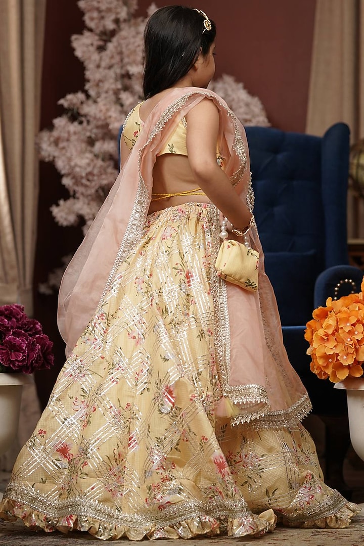 Yellow Kotta Printed Lehenga Set For Girls by Fayon Kids at Pernia's Pop Up Shop