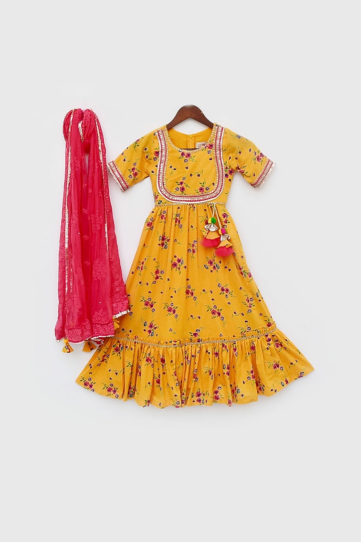 Yellow Printed Anarkali Set For Girls by Fayon Kids at Pernia's Pop Up Shop