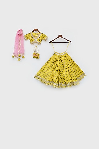 Yellow Organza Printed Lehenga Set For Girls by Fayon Kids