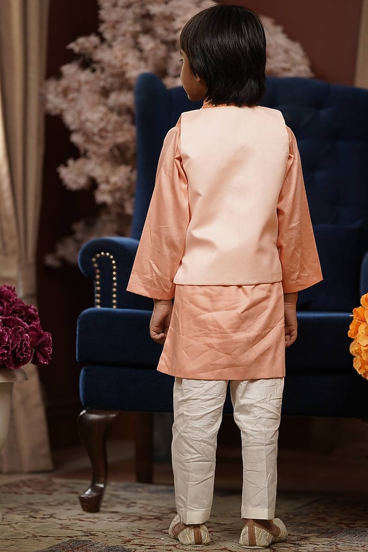 Peach Silk Mirror Embroidered Bundi Jacket Set For Boys by Fayon Kids at Pernia's Pop Up Shop