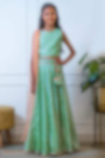 Green Chanderi Embroidered Lehenga Set For Girls by Fayon Kids at Pernia's Pop Up Shop