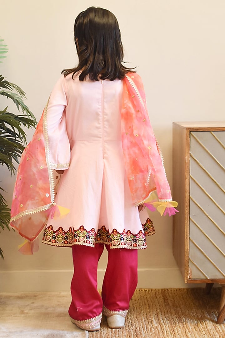 Baby Pink Cotton Silk Embroidered Kurta Set For Girls by Fayon Kids at Pernia's Pop Up Shop