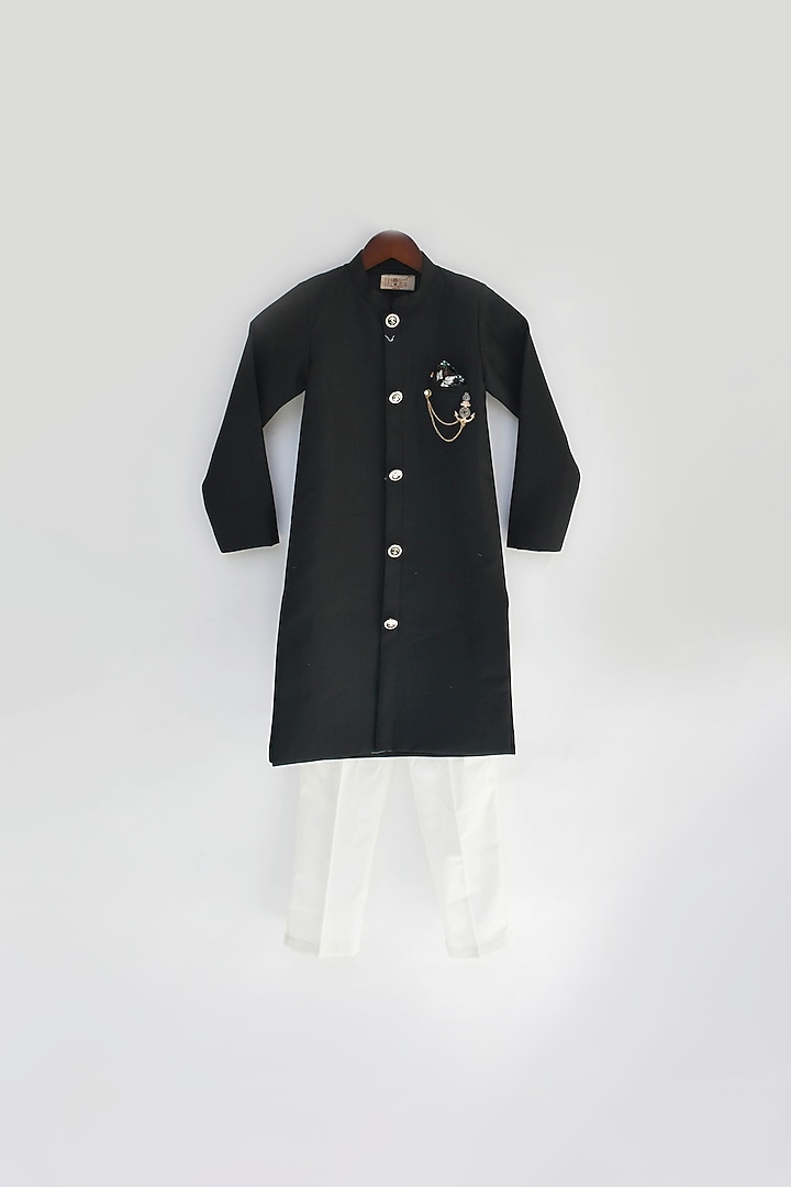 Black Achkan Jacket Set For Boys by Fayon Kids at Pernia's Pop Up Shop
