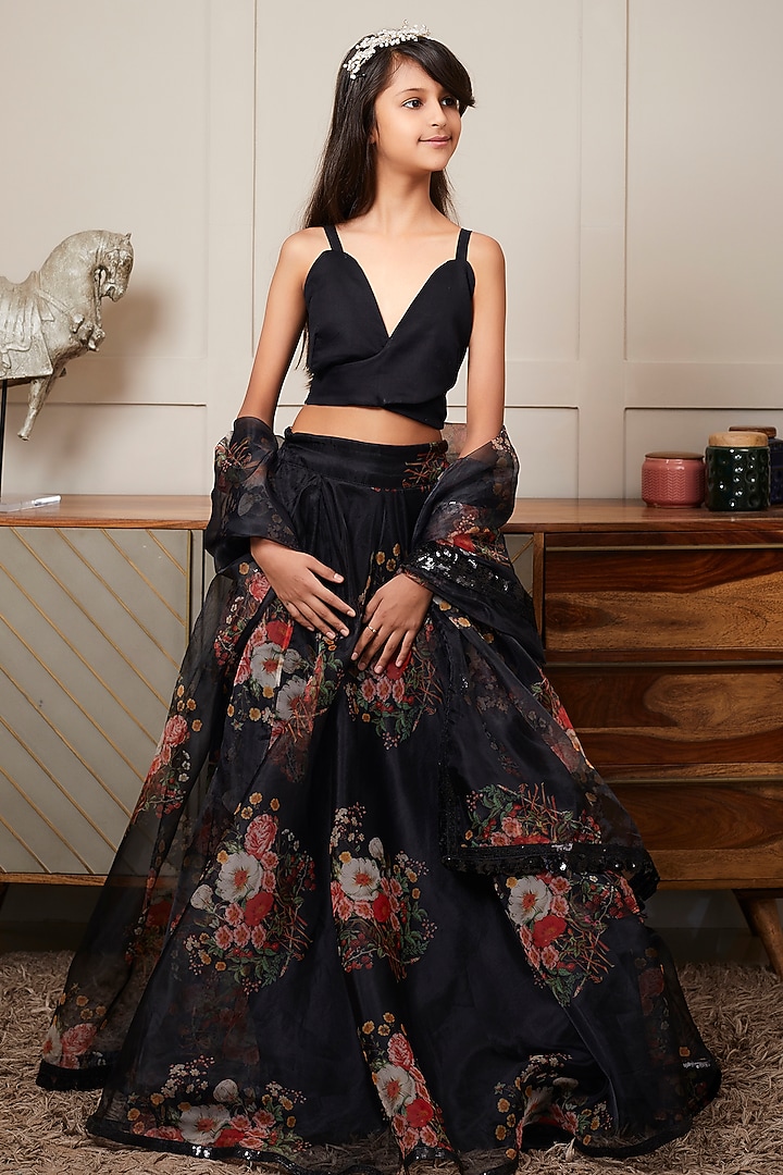 Black Organza Lehenga Set For Girls by Fayon Kids at Pernia's Pop Up Shop