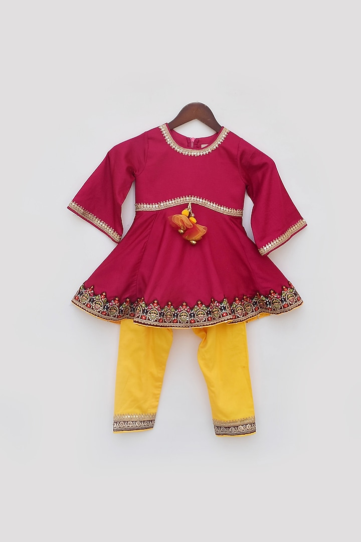 Pink Cotton Silk Kurta Set For Girls by Fayon Kids at Pernia's Pop Up Shop