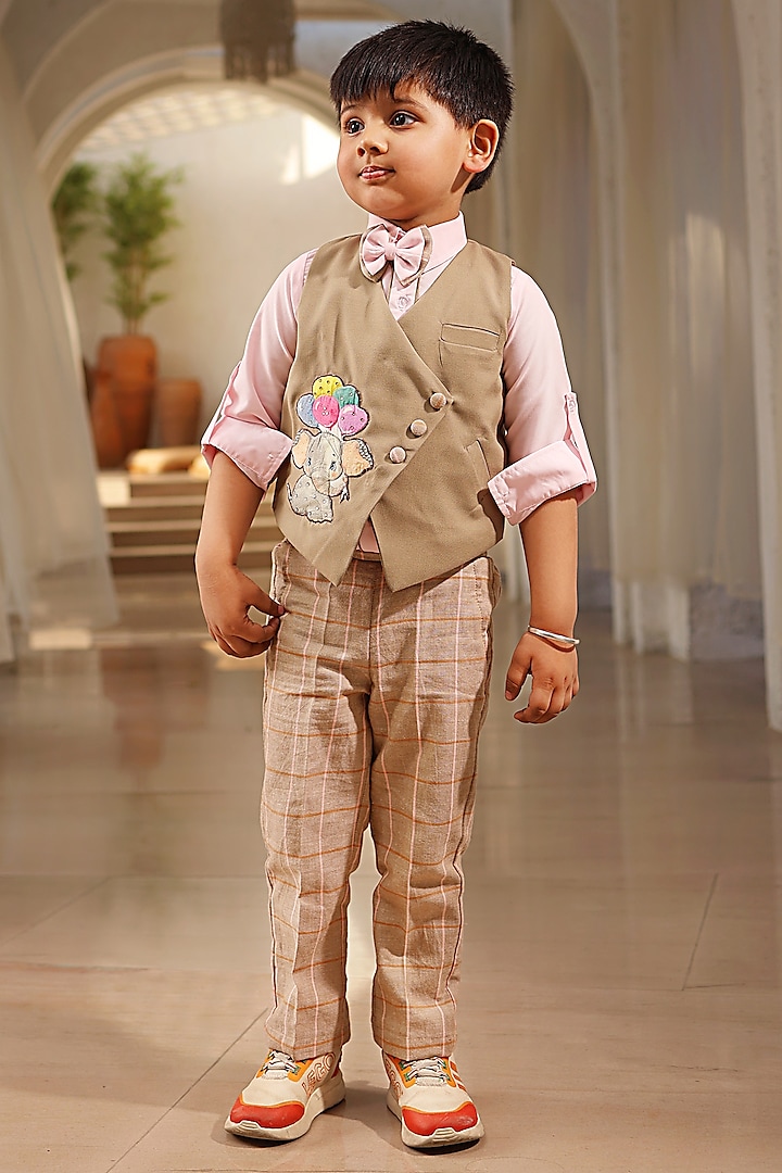 Pink Glace Cotton Embroidered Waistcoat Set For Boys by Fayon Kids